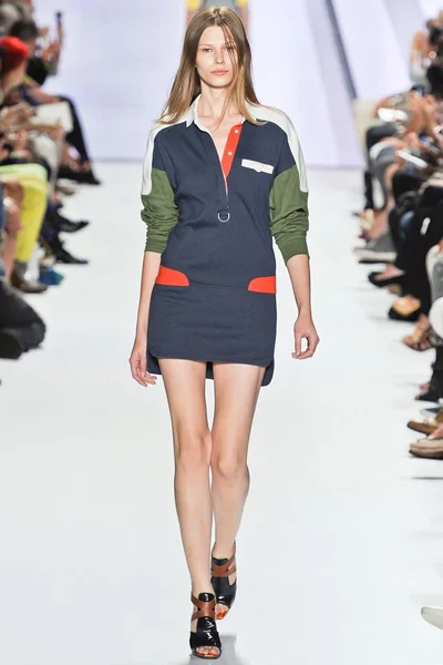 Look 19
